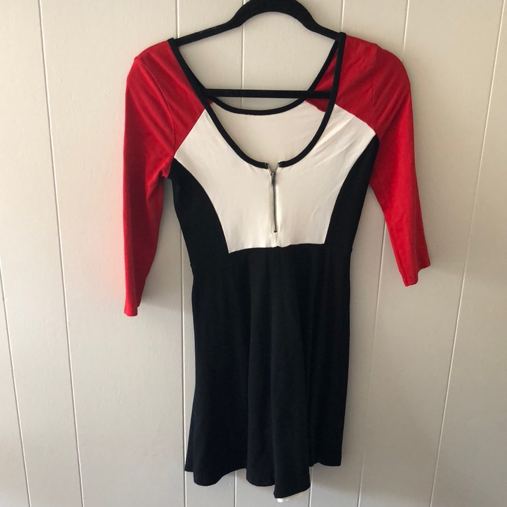 Express/Mini Dress - Picture 2 of 3